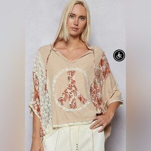 POL Floral Peace Sign Hooded Short Sleeve Tee in Beige and Cream
